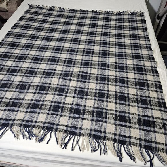 Pendleton Wool Blanket Throw Plaid Navy Cream Made in USA 58x51 Home Collection - Picture 2 of 10